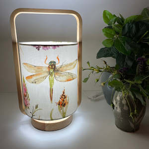 Dragonfly table lamp