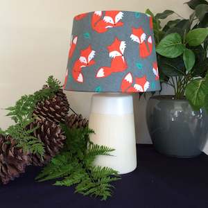 Furniture: Small fox table lamp