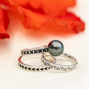 Hina Stackable Pearl Ring Set