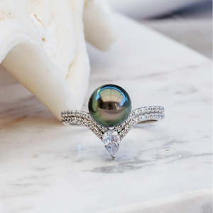 Direct selling - jewellery: Charlene Ring