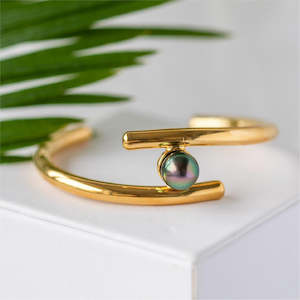 Direct selling - jewellery: Pamela Bangle