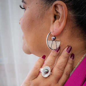 Direct selling - jewellery: Krissy Earrings