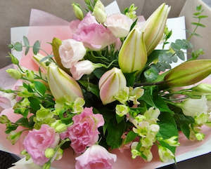 Florist: White lilies and pink