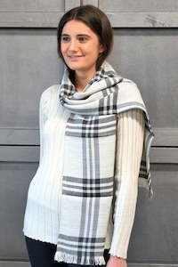 Clothing: Misti Scarf