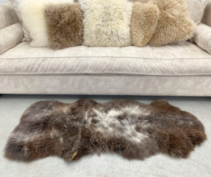 Natural Black 1.5 Sheepskin Rug - NZ Made #34