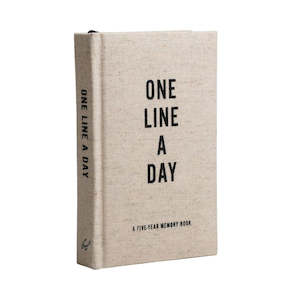 Personal accessories: One Line a Day 5 Year Memory Book - Canvas