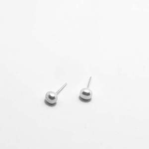 Sterling Silver Pearl Studs