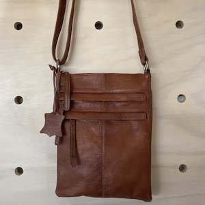 Personal accessories: Leather Bag - Wendy Brown