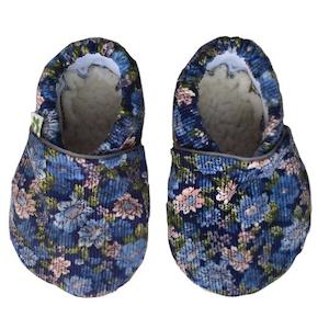 Personal accessories: Baby Booties - Daisy