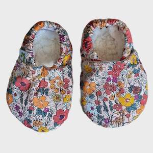 Personal accessories: Baby Booties - Tuscan Garden