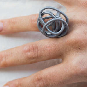 Personal accessories: Adjustable Scrunch Ring - Graphite