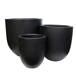 Kandara Short Outdoor Planters - Black (3 Sizes)