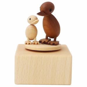 Christmas 1: Musical Box - Mother Duck and Duckling