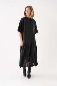 LOLLYS LAUNDRY Timor Dress | Black