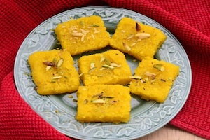 Khoa Kesar Burfi