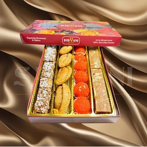 4. Ghee Parivaar (Large Box) — Diwali Box