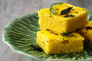 Plain Dhokla Plate (4pc)