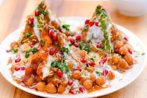 Samosa chaat