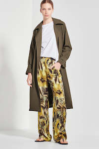 Fashion design: The East Pant in Lime Print