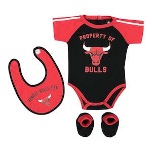 .Mitchell & Ness Infant Chicago Bulls Rebound Creeper Set (Baby Set) - (NICGN1BA…