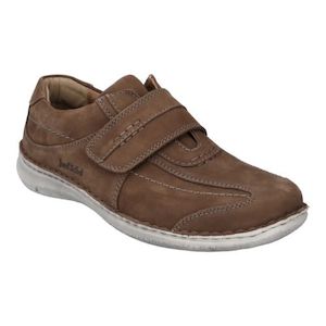 Shoe: JOSEF SEIBEL ALEC