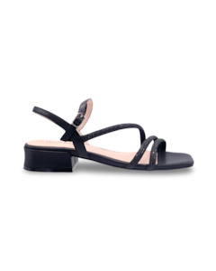 sandal: Sippa By Bresley - Black