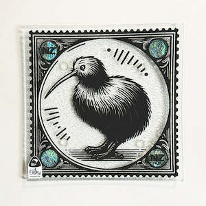 Internet only: NZ Made Kiwi Bird Glass Plate and Stand