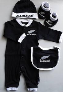 Internet only: All Blacks Rugby 4 Piece Newborn Baby Gift Set