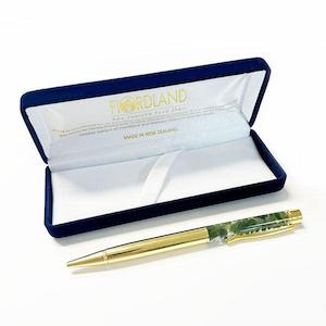 Boxed Gold Pen with Floating Pounamu Greenstone Pieces