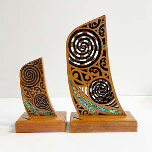 Internet only: Maori Waka Canoe Stern Leadership Trophy