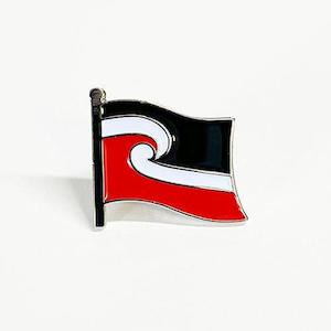 Internet only: NZ Maori Flag Lapel Badge - Tino Rangatiratanga