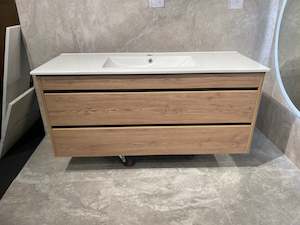 Dew Vanity Standard Top 1200 mm French oak