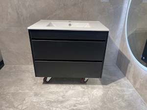 clearance: Dew Vanity Standard Top 750mm Black Wilderness