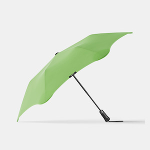 Umbrella Blunt Metro Meadow Green