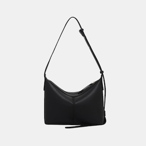 Products: Andie Handbag - Black