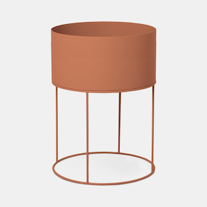 Metal Planters: Metal Planter Round - Terracotta