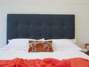 Buttoned headboard