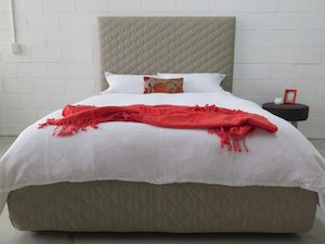 Quilted upholstered bed