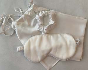 Silk Gift Set - White