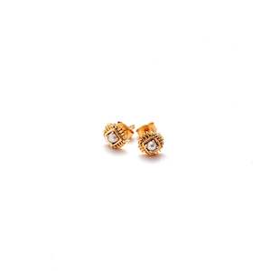 Petite Perle / Stud Earrings / Pearl + Gold