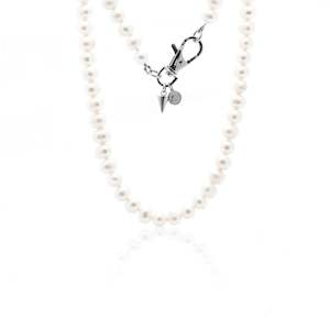 Perla / Necklace / Pearl + Silver