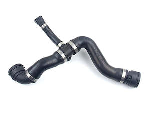 Automotive component: BMW E81 E88 E90 E91 E92 E93 N43 2007 ~ 2013 Top / Upper Radiator Hose