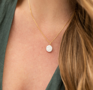 Nura Pearl Coin Necklace - Gold