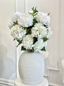 Flower: Hydrangea Heaven (With Pot)