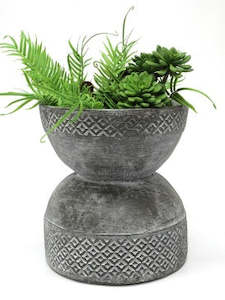 Hourglass Magnesia Planter