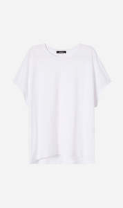 A.Emery | The Mae Batwing T.Shirt - Parchment