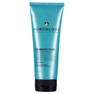 Hairdressing: Pureology Strength Cure Superfood Treatment 200ml