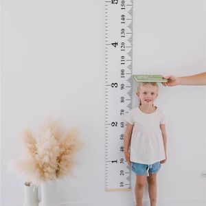 Toy: Moose - Measure Me Height Chart