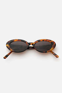 Lu Goldie: Lu Goldie Sylvie Sunglasses - Tortoise