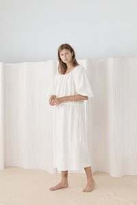 Sale Lifestyle: Sleep Dress - Vintage White